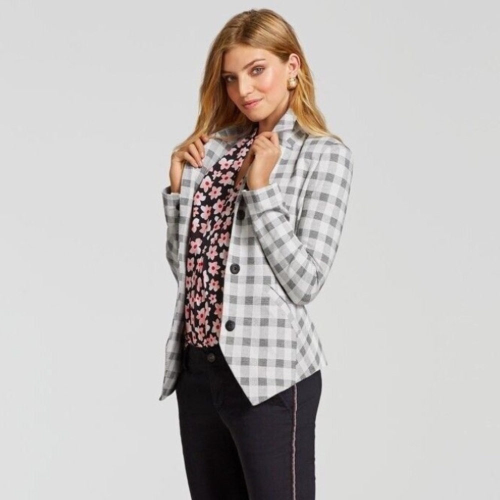 Cabi‎ plaided black and white blazer size S